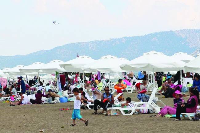 Karaburun’a giriş ve çıkışlar kontrollü