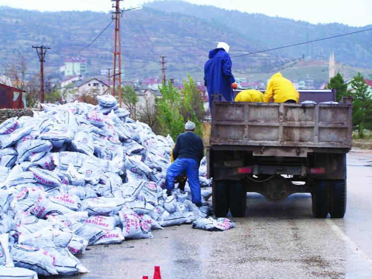 Kaymakamlık’tan yakacak desteği