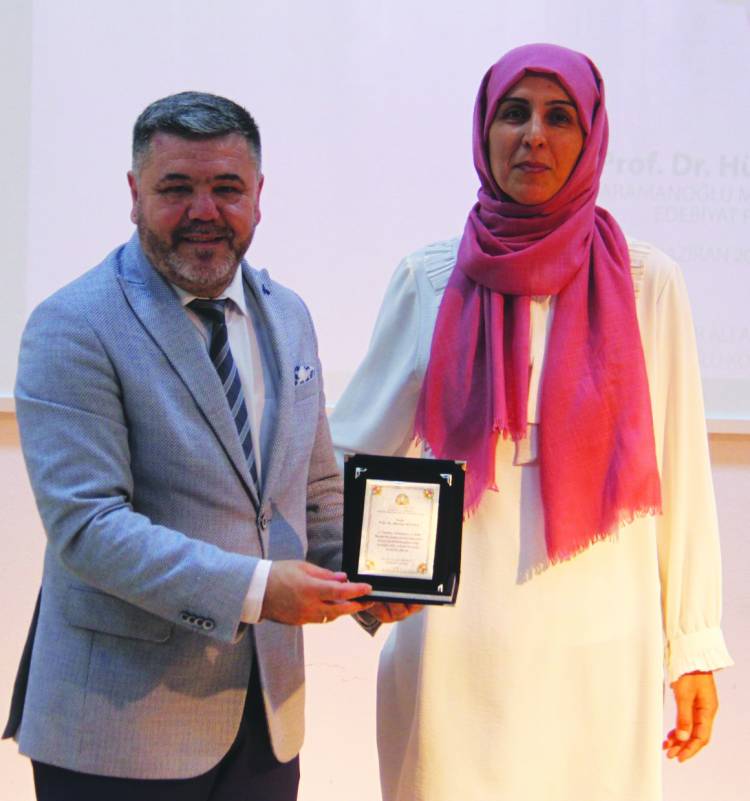 Prof. Dr. Muşmal’dan öğrencilere konferans