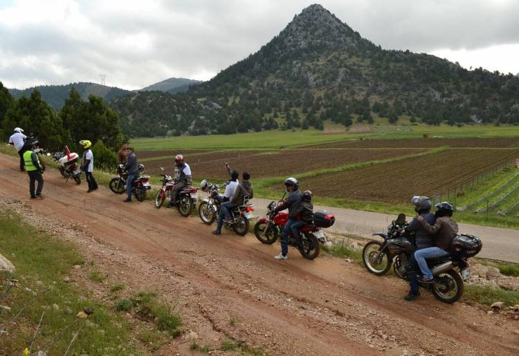 Huğlu’da geleneksel Köprülü Kanyon Motosiklet gezisi 